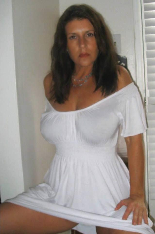 14P Italian milf