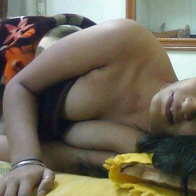 15P Beautiful Indian Girls 52 NON PORN-- By Sanjh
