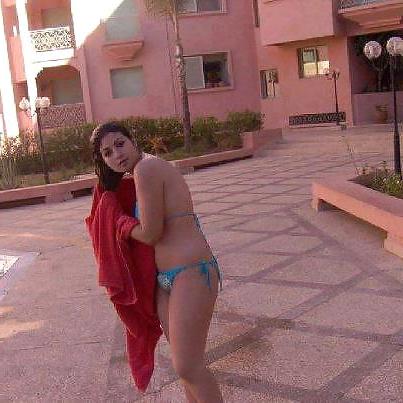 15P Beautiful Indian Girls 52 NON PORN-- By Sanjh