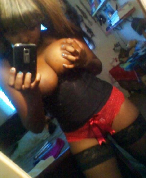 25P Amateur Black Girls 32
