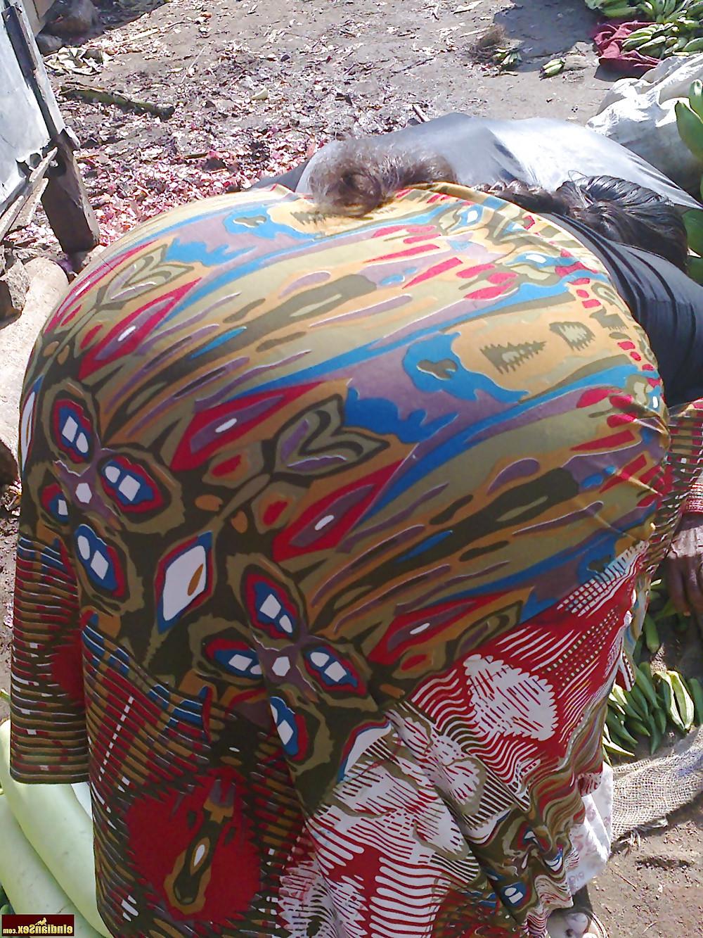 4P Indian Aunty backside