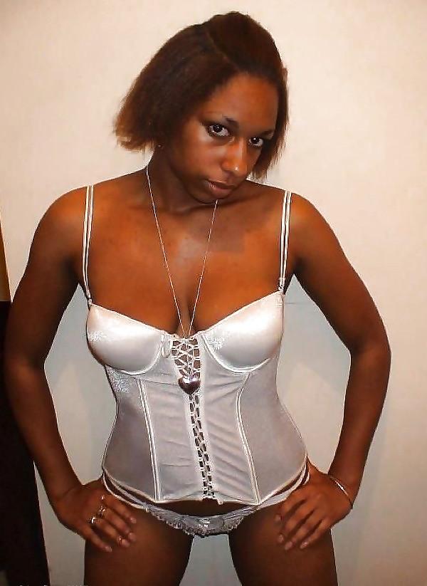 25P Ebony Women in Lingerie 2