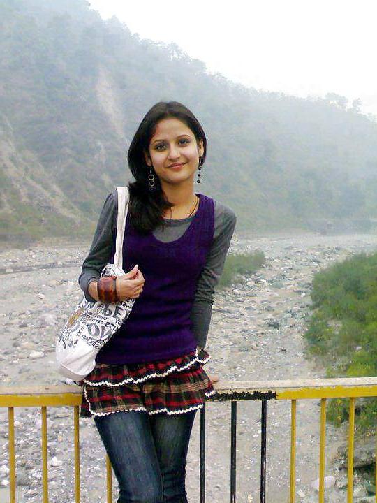 15P Beautiful Indian Girls 78 (Non Porn)-- By Sanjh 