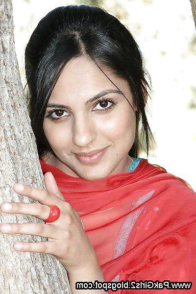 15P Beautiful Indian Girls 78 (Non Porn)-- By Sanjh 