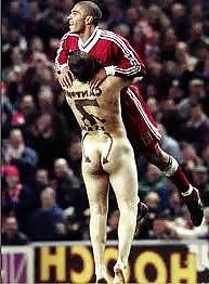 10P Sporting streakers