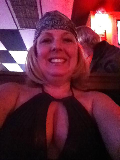 25P Exgirlfriends mom Huge Juggs caught through her own webcam