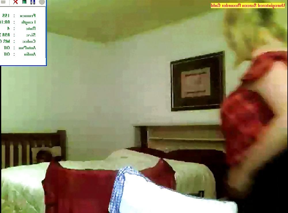 25P Exgirlfriends mom Huge Juggs caught through her own webcam