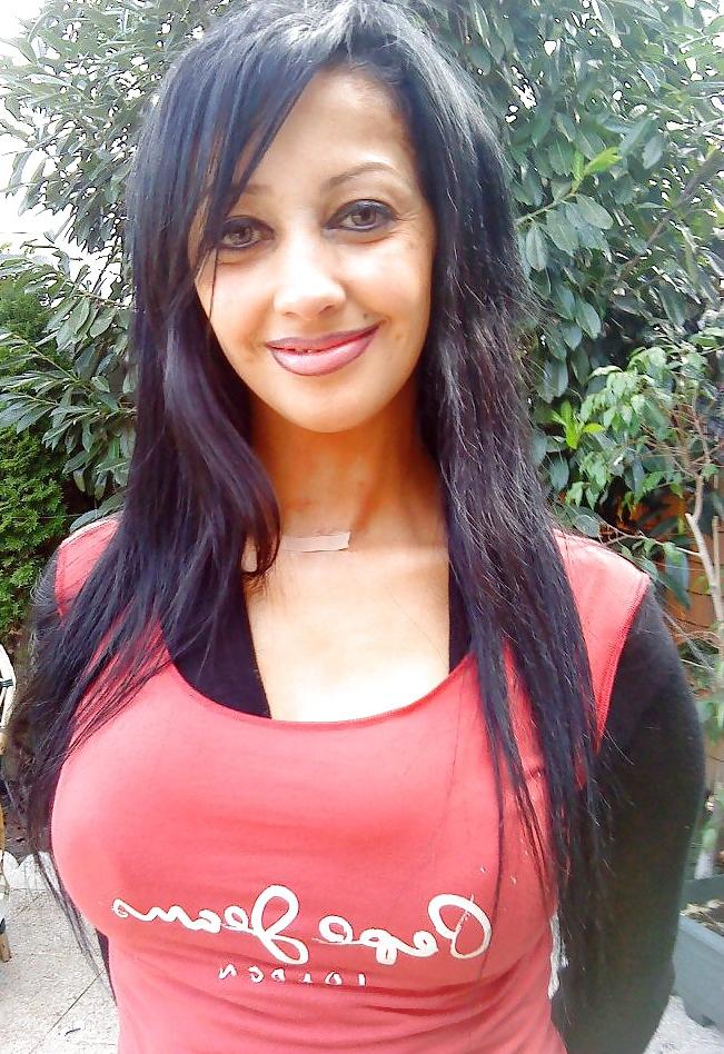 13P Sonia french beurette hot