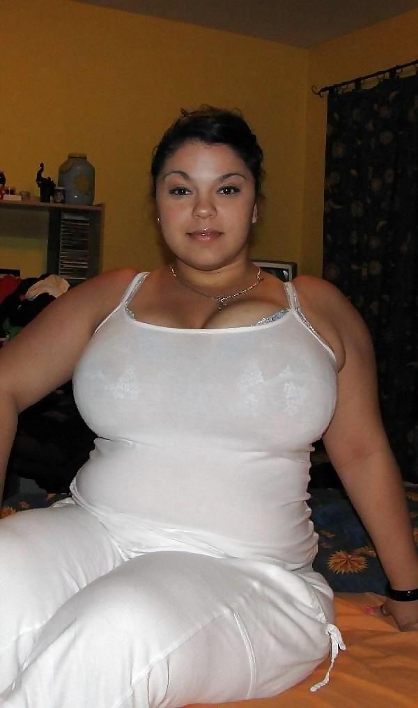 25P Big Busty Clothed Babes 1