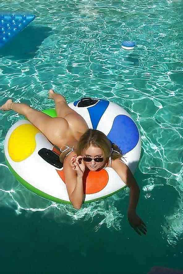 25P MILF's On Vacation MiX by DarKKo