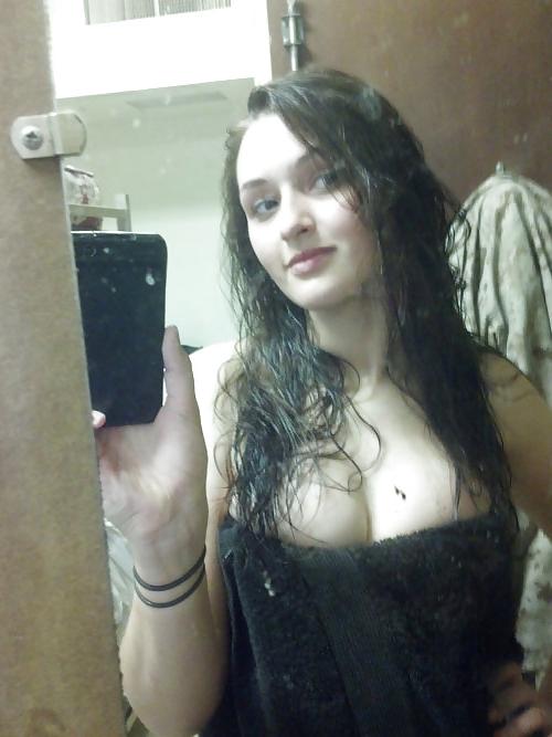 25P Babes with Towels