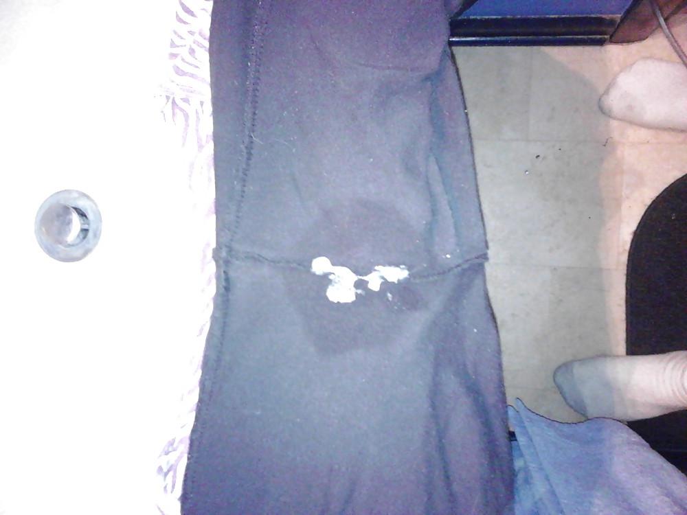 6P Bbw spandex with a wet spot