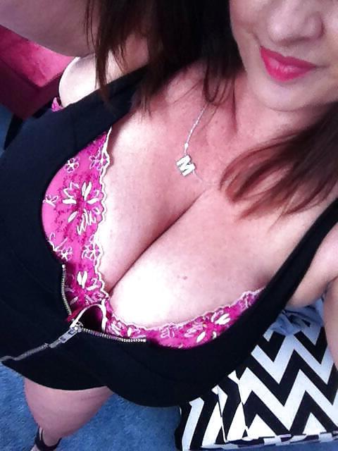 25P Huge Tits, Tight Tops 74
