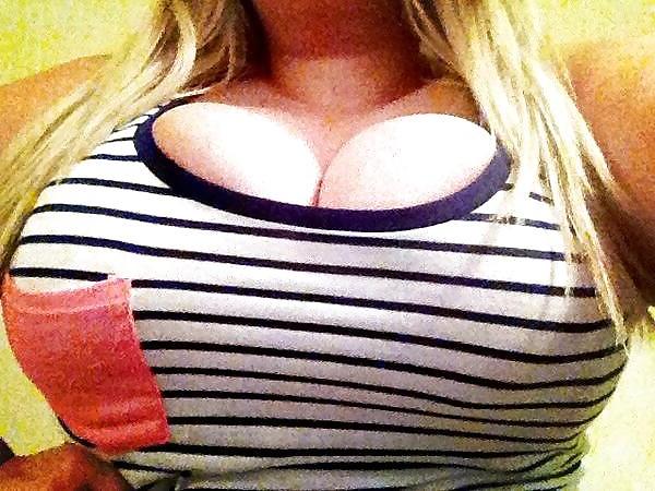 21P Huge Tits, Tight Tops 58