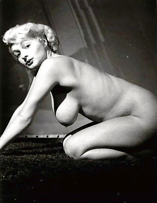 20P KEY - Vintage 13    Boobs   Big - Natural - Puffy