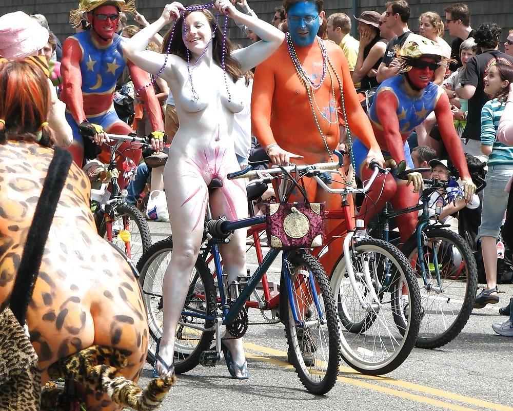 14P Sport Naked Bike #Rec Pussy Ass & Dildos Bycicle Gall4