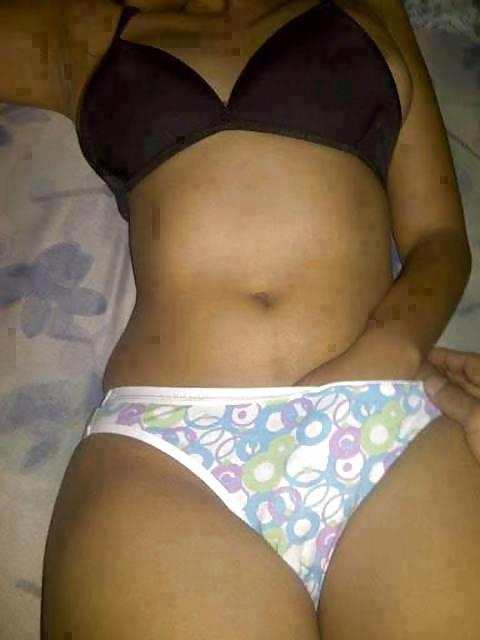 25P Beautiful Indian Girls 69-- By Sanjh