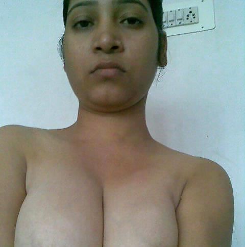 25P Beautiful Indian Girls 69-- By Sanjh