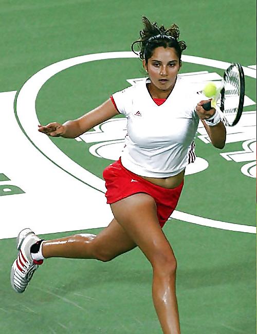 25P Hot Indian Tennis Player - Sania Mirza