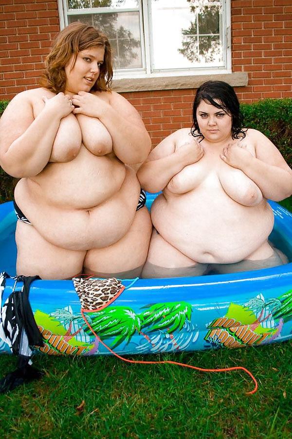 17P Big Belly Babes 2