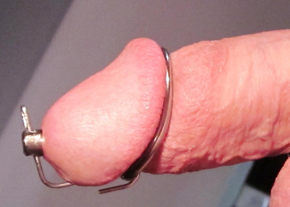 12P Closeup cock plug fun