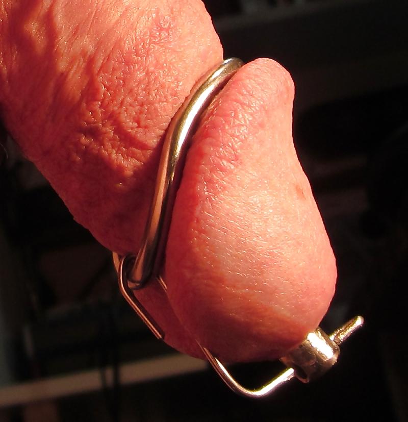 12P Closeup cock plug fun