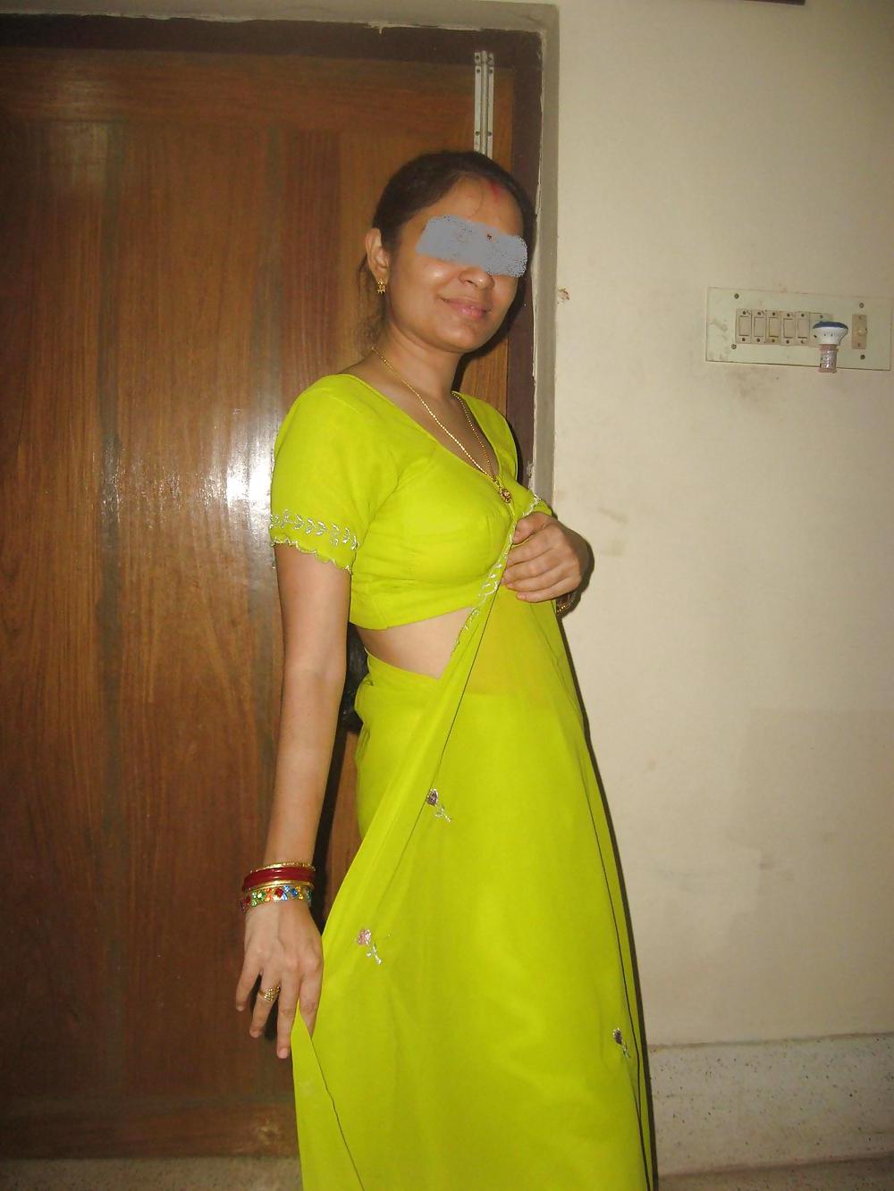 25P Sexy Indian Girls non nude