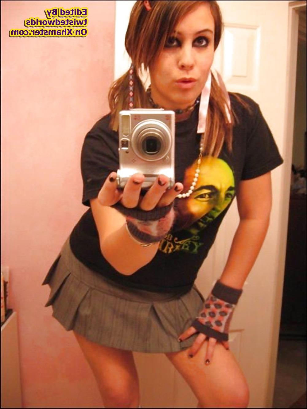 25P Amateur Emo Girls Erotica By twistedworlds