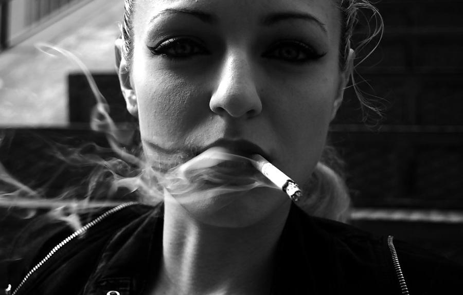9P Smoking 64