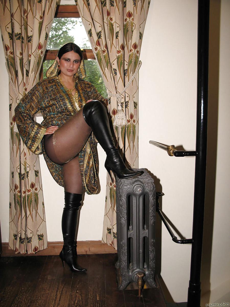 25P Boots and heels