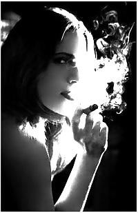 25P Smoking elegance ...