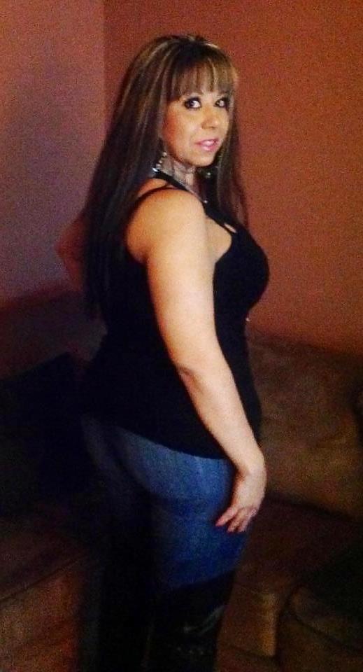 25P Big tit latina milf
