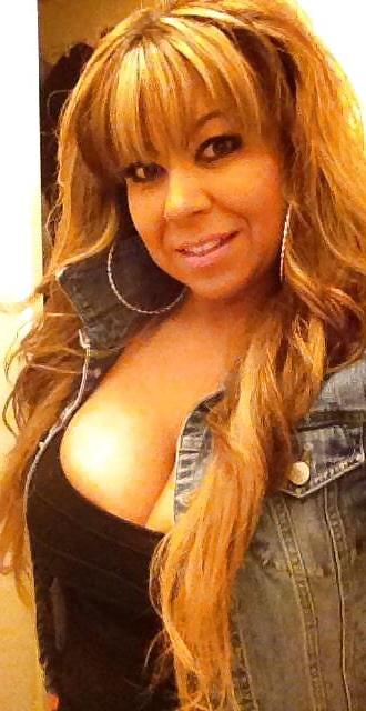 25P Big tit latina milf