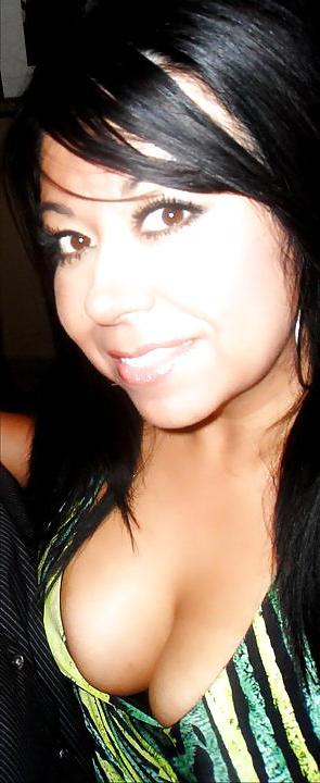 25P Big tit latina milf