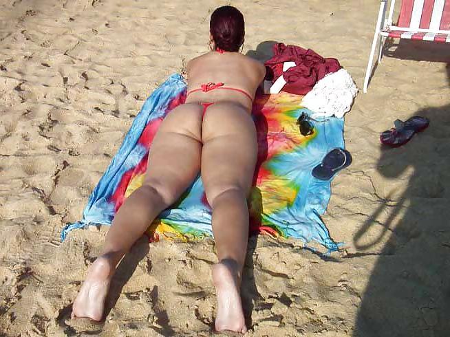 25P Married hot will the beach