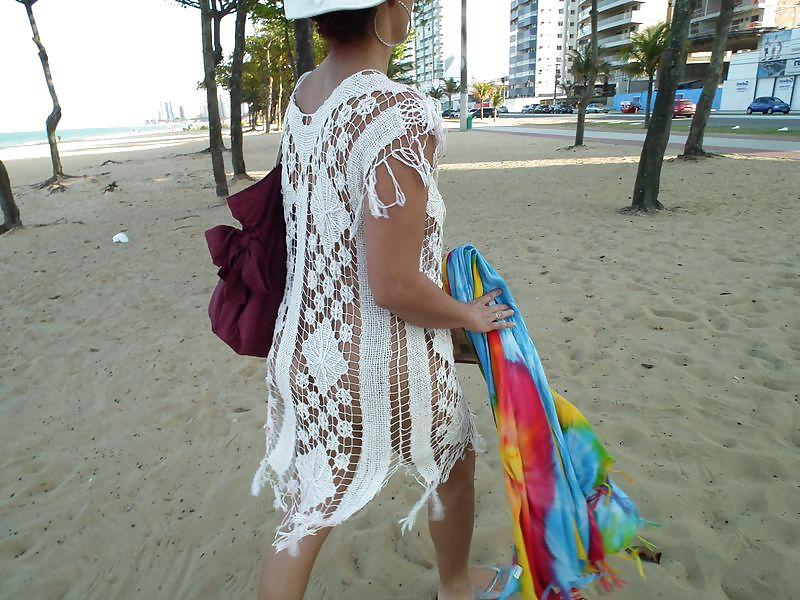 25P Married hot will the beach