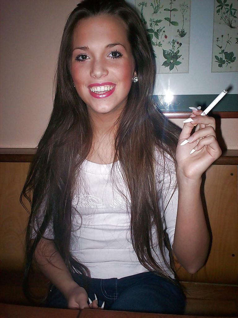 25P Smoking girlx rockx 2