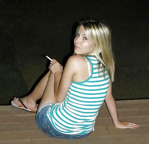 25P Smoking girlx rockx 2