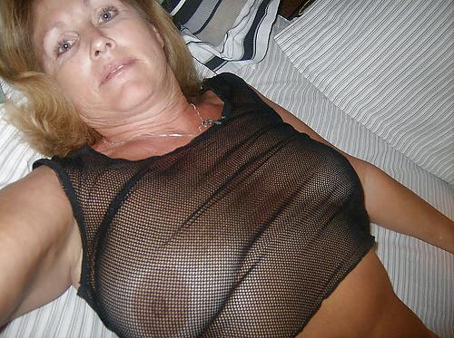 25P American wife