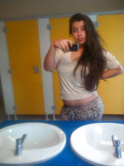 25P Beurette Leyla l'algerienne