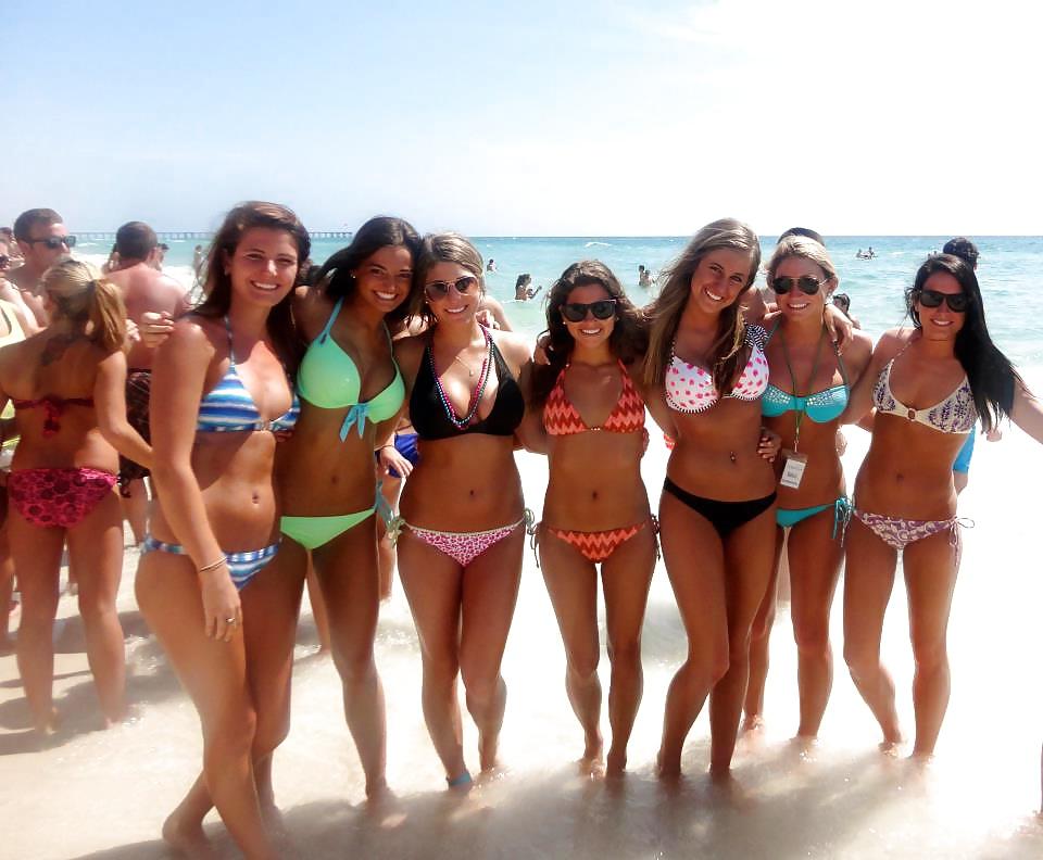 25P College teen sorority girls