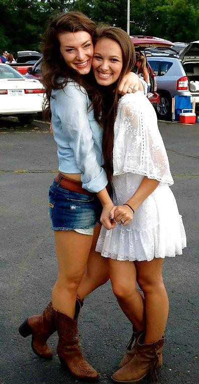 25P College teen sorority girls