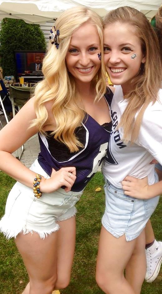 25P College teen sorority girls