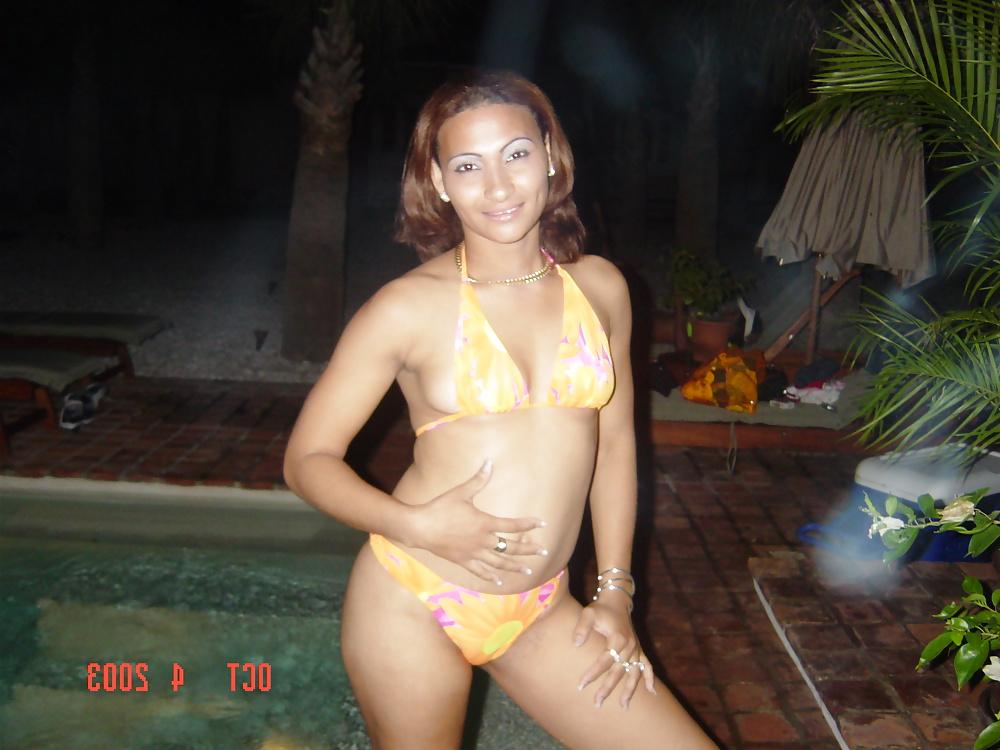 25P Ebony Sexy Party