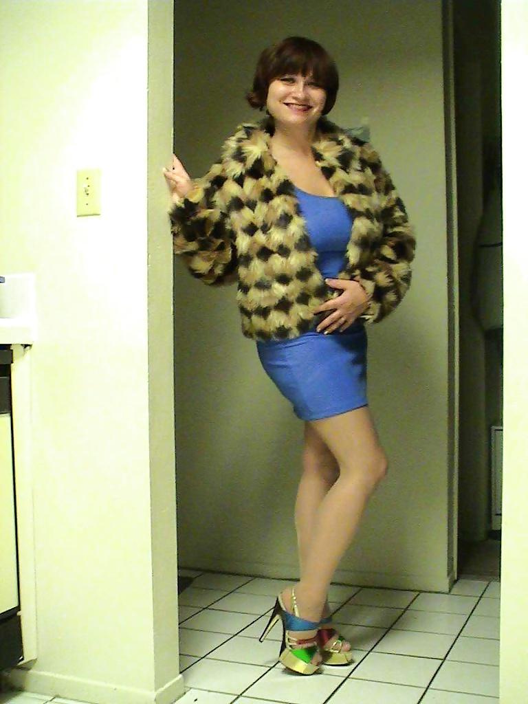 25P Russian married slut Anna Nikolaeva, now lives in the U.S.20