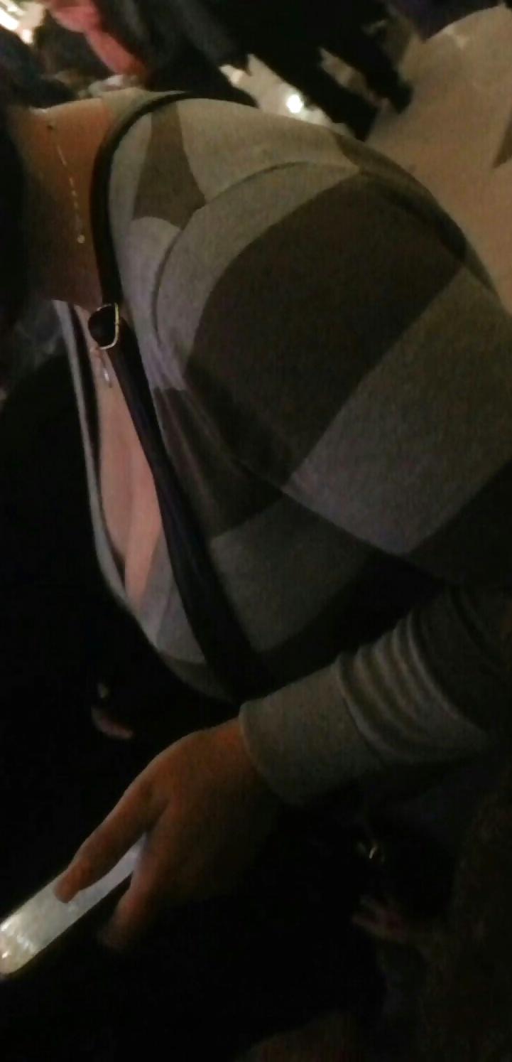 20P Spy sexy mature boobs romanian