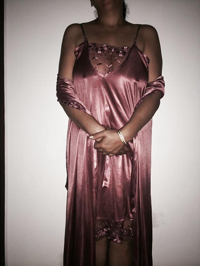 14P Indian house wife 7