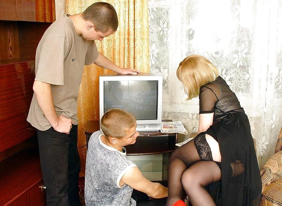 14P Your friend caught your Mom 3