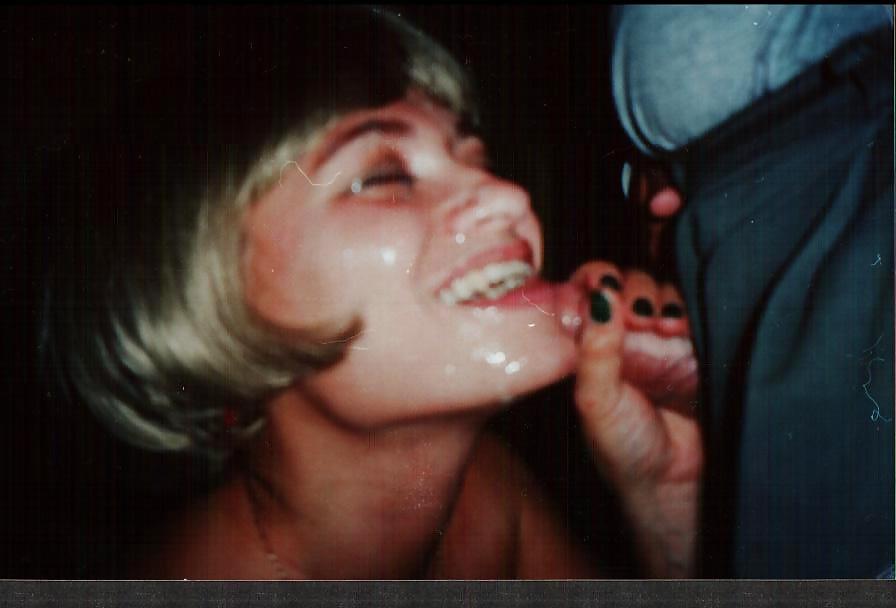 25P Russian married slut Anna Nikolaeva, now lives in the U.S.17
