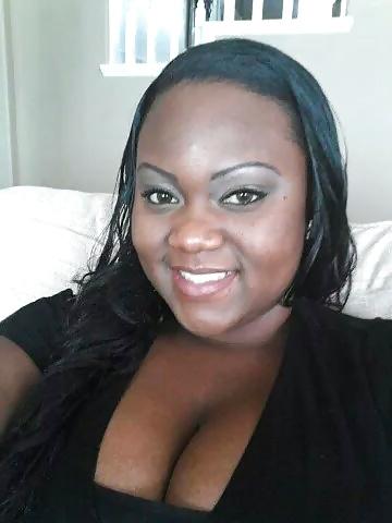 12P Big boobs chubby black milf